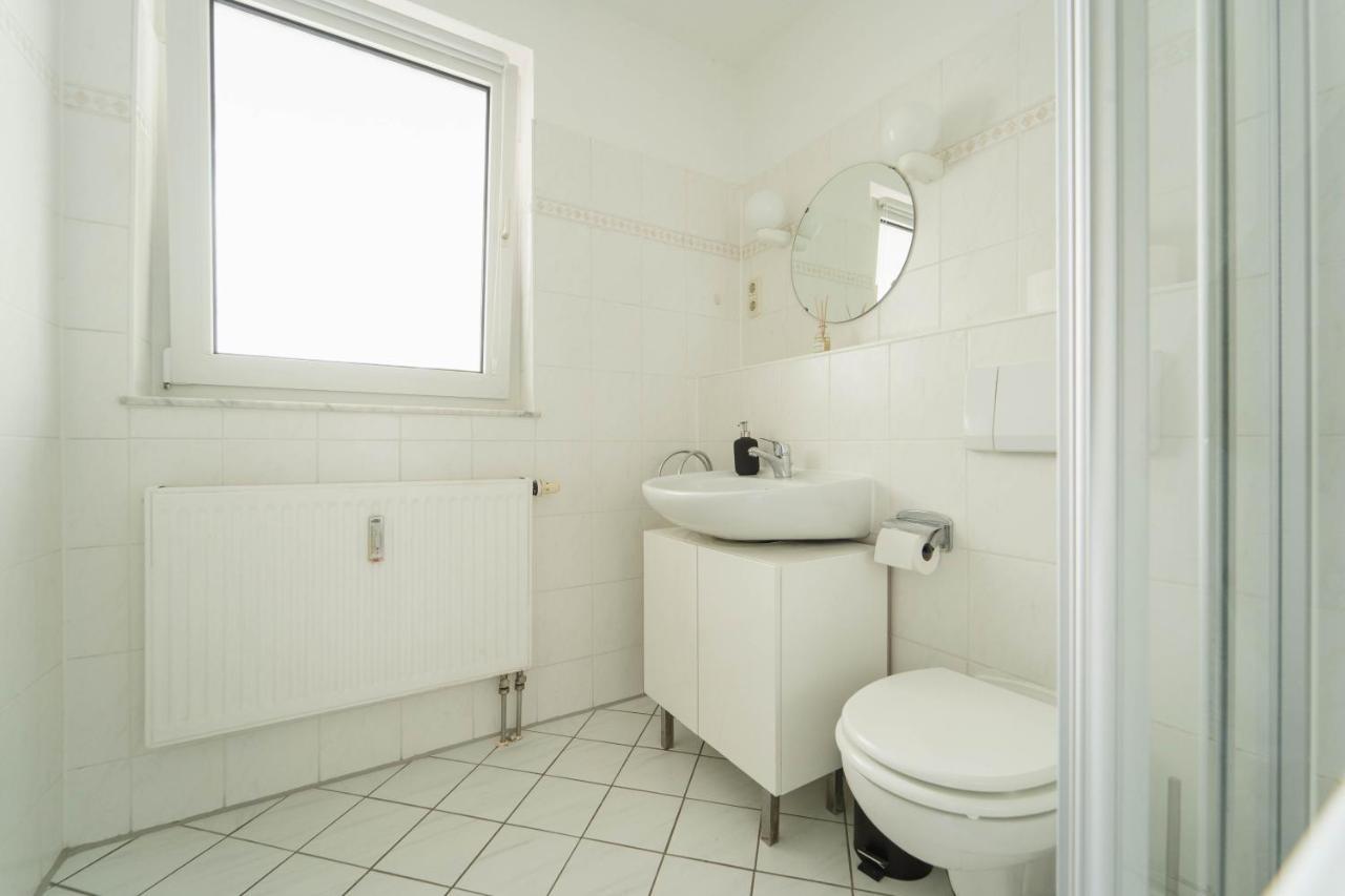 Raum921 - Stilvolles Apartment - Wlan, Tiefgarage, Kueche, Netflix มัคเดอบวร์ก ภายนอก รูปภาพ